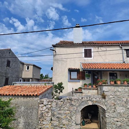 Holiday Home Pernat Bagian luar foto