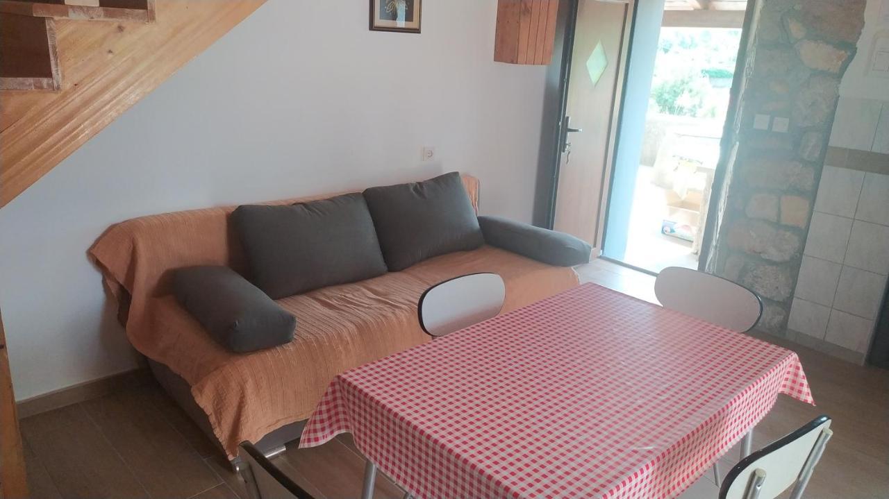 Holiday Home Pernat Bagian luar foto